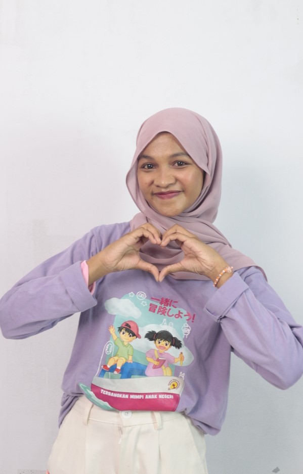 Aulia Mutz Vira "Adis"